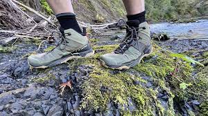 Salomon X Ultra 4 Mid Gore-Tex Hiking Boots: Cutting-Edge Performance